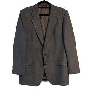 Gray Sport Coat with Notched Lapels and Classic Fit Union Made in the USA